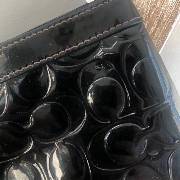 Coach wristlet - Picture 8 of 11